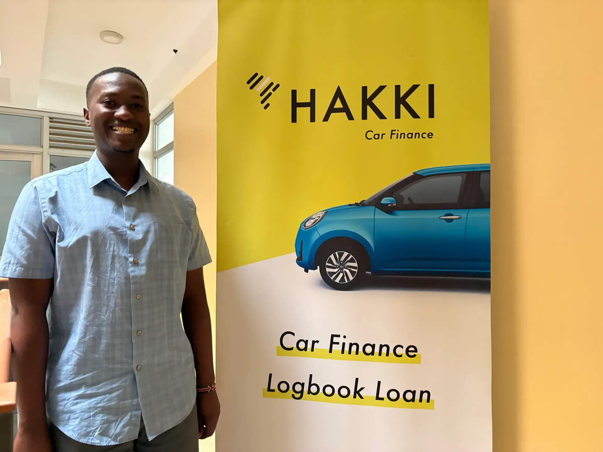 Hakki logbook loan customer with their vehicle